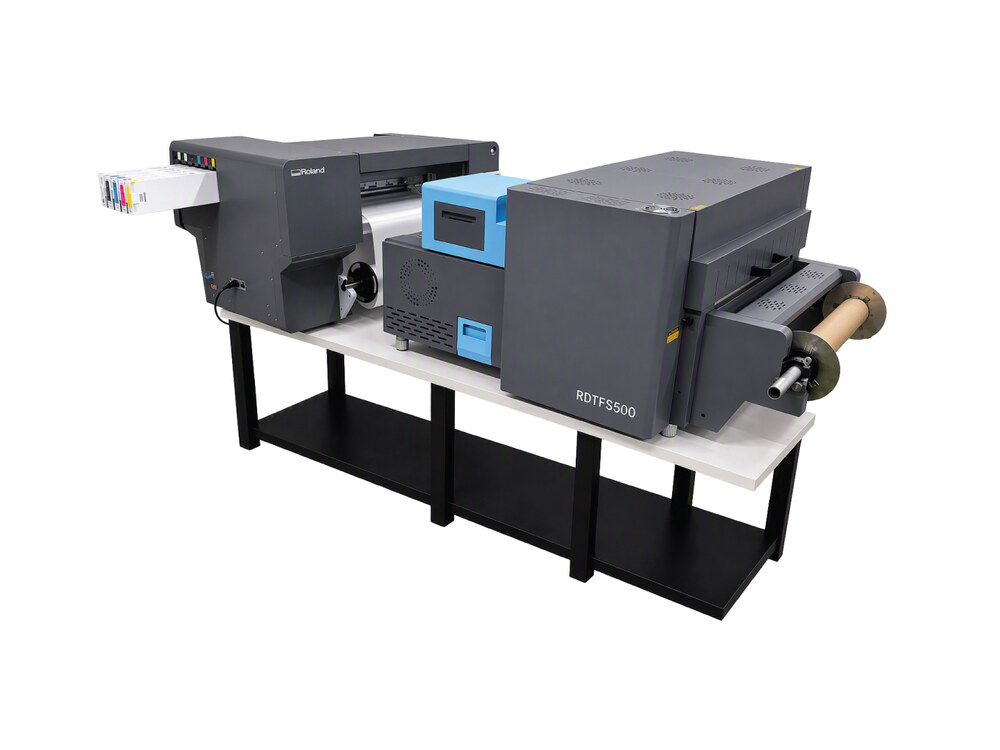 Roland VersaSTUDIO BY2-20 mit RDTFS500 DTF-Pulverschüttler und Heizeinheit