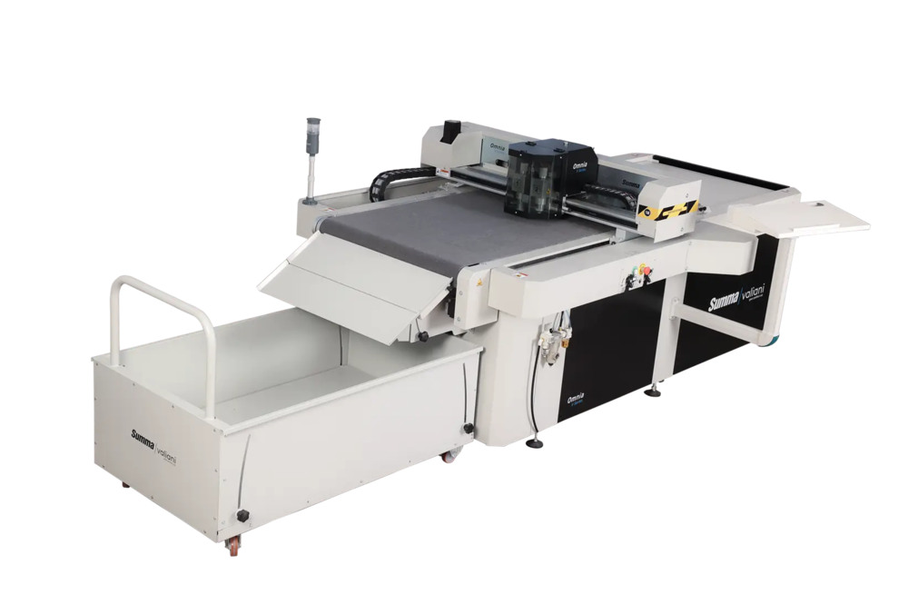 Summa V-Serie Omnia Flachbett-Schneideplotter mit automatischer Bogenzuführung und Auslage