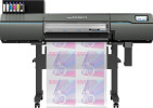 Roland TY-300i DTF-Drucker in der Seitenansicht