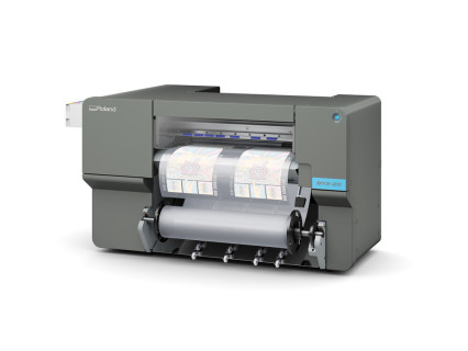 Roland VersaSTUDIO BY2-20 kompakter DTF-Drucker mit eingelegter Transferfolie